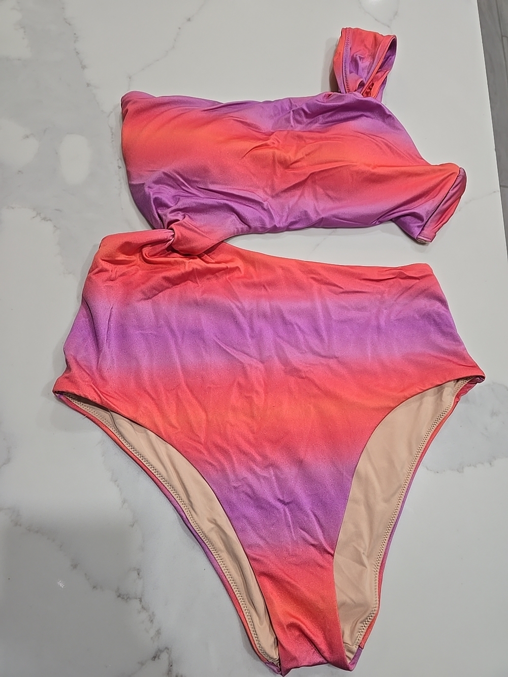 Victoria's Secret Women's One Piece Swimsuit Size Medium